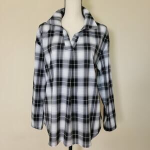 EUC MCKOL M Pullover 3/4 Roll Tab Sleeve Collared Notch/Open V Neck Tunic Top